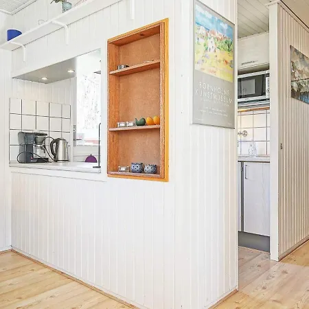 Casa de Férias 4 Person In Aakirkeby Vester Somarken